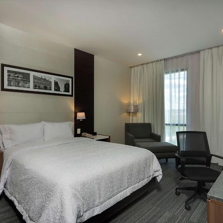 Hampton Inn And Suites San Luis Potosi Slp Eksteriør billede