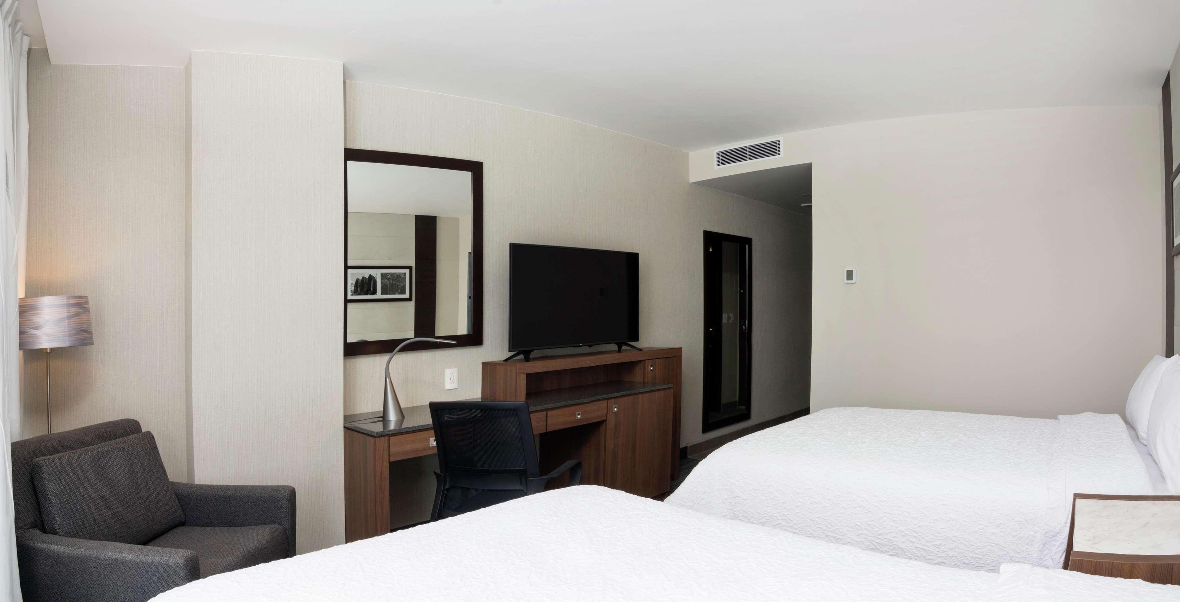 Hampton Inn And Suites San Luis Potosi Slp Eksteriør billede