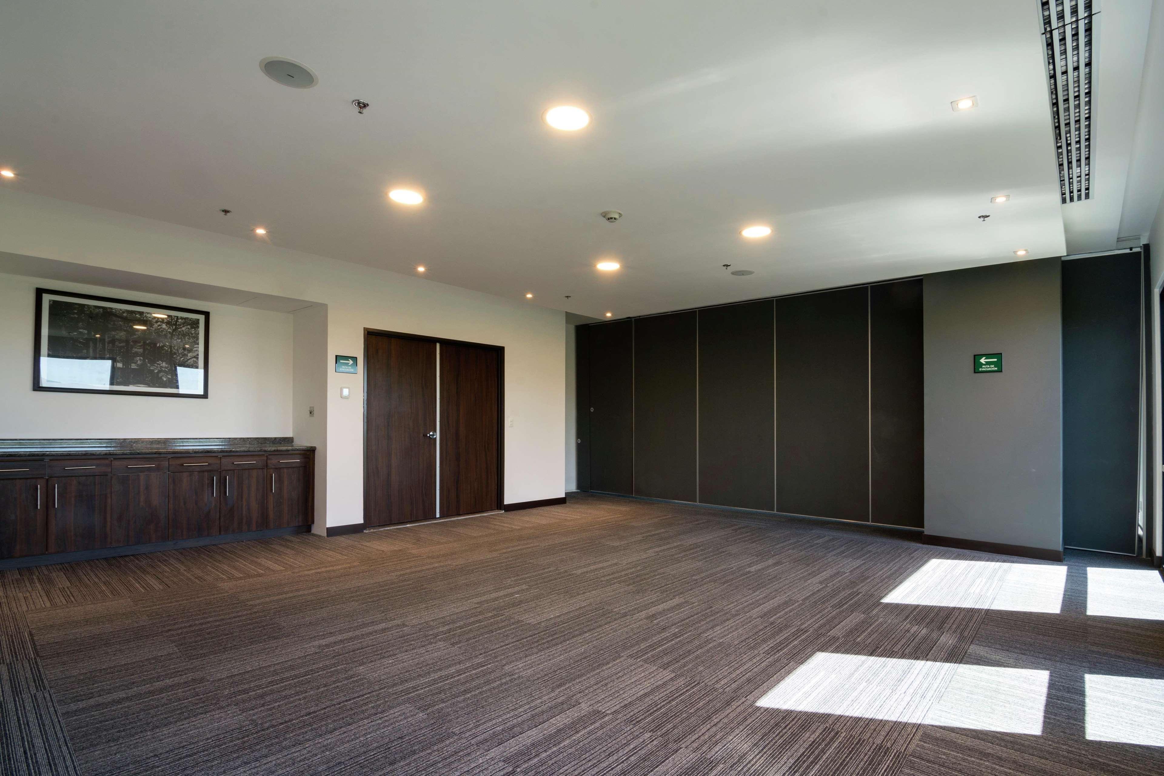 Hampton Inn And Suites San Luis Potosi Slp Eksteriør billede